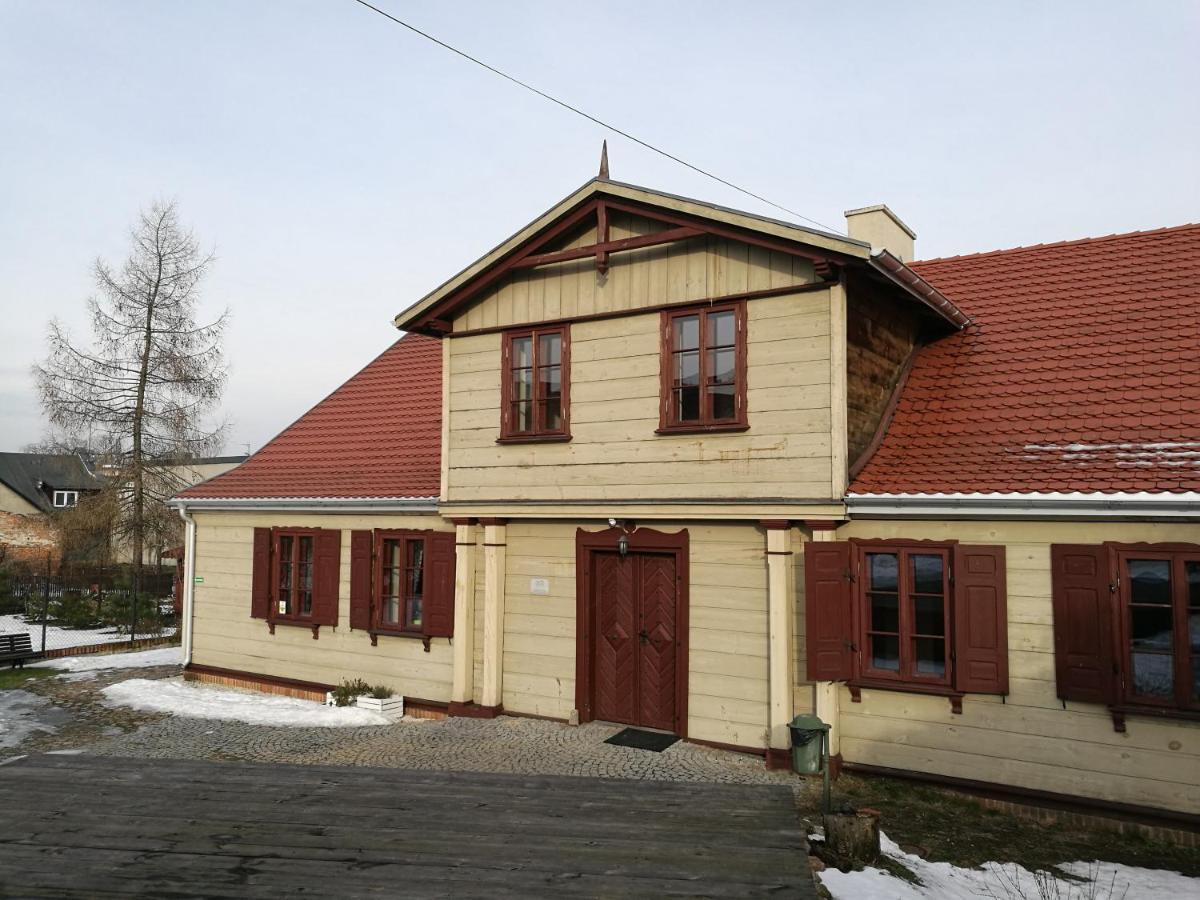 Gosciniec Folkier Hostel Zgierz Exterior photo